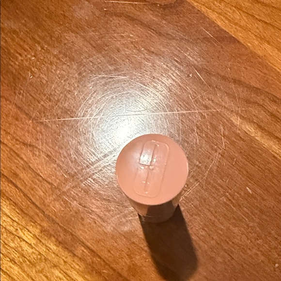 Clinique Soft Beige Lipstick - Picture 3 of 3